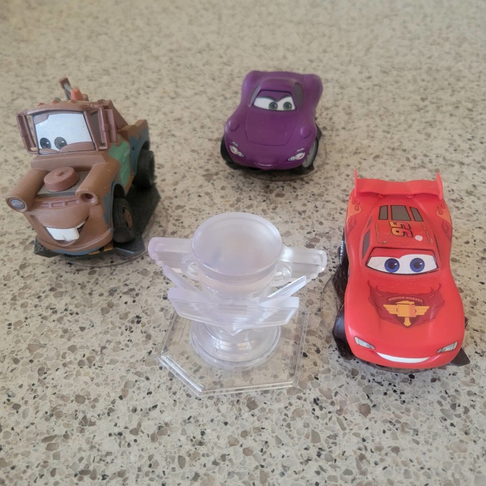 CARS DISNEY INFINITY LOT 4 Bundle Figure Characters+Crystal